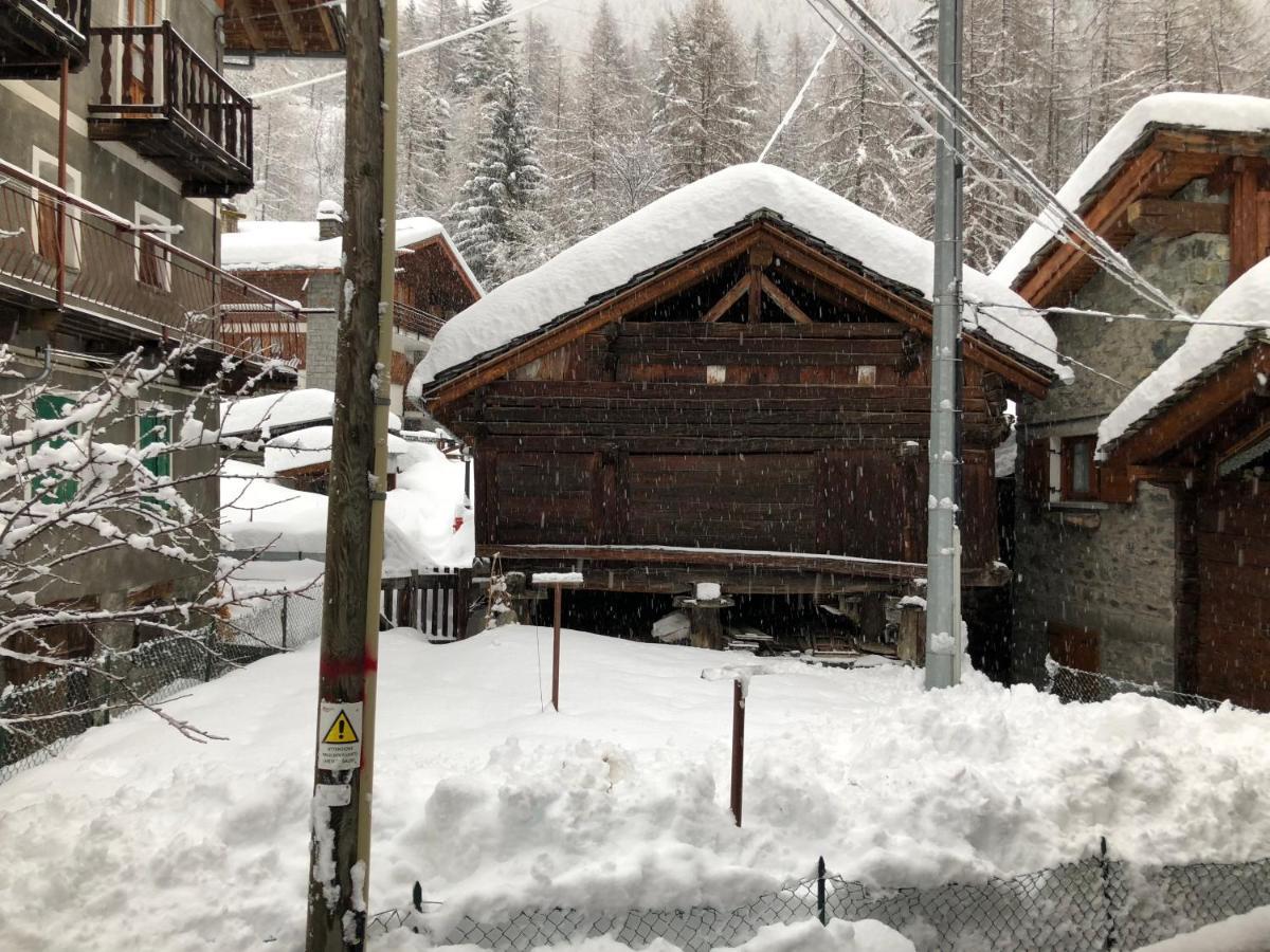 Chalet Cretaz Вальтурнанш Екстер'єр фото